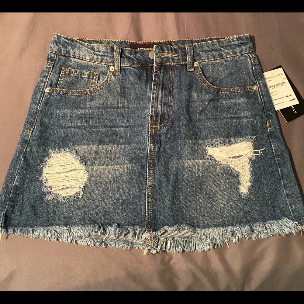Denim skirt